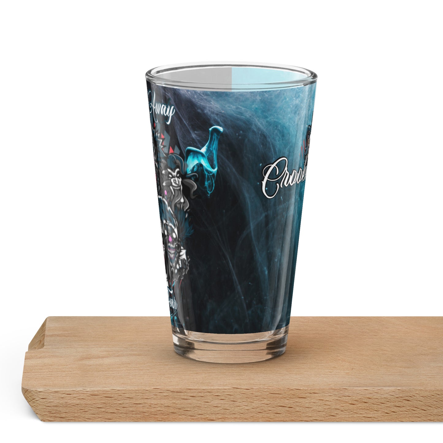 Shaker pint glass