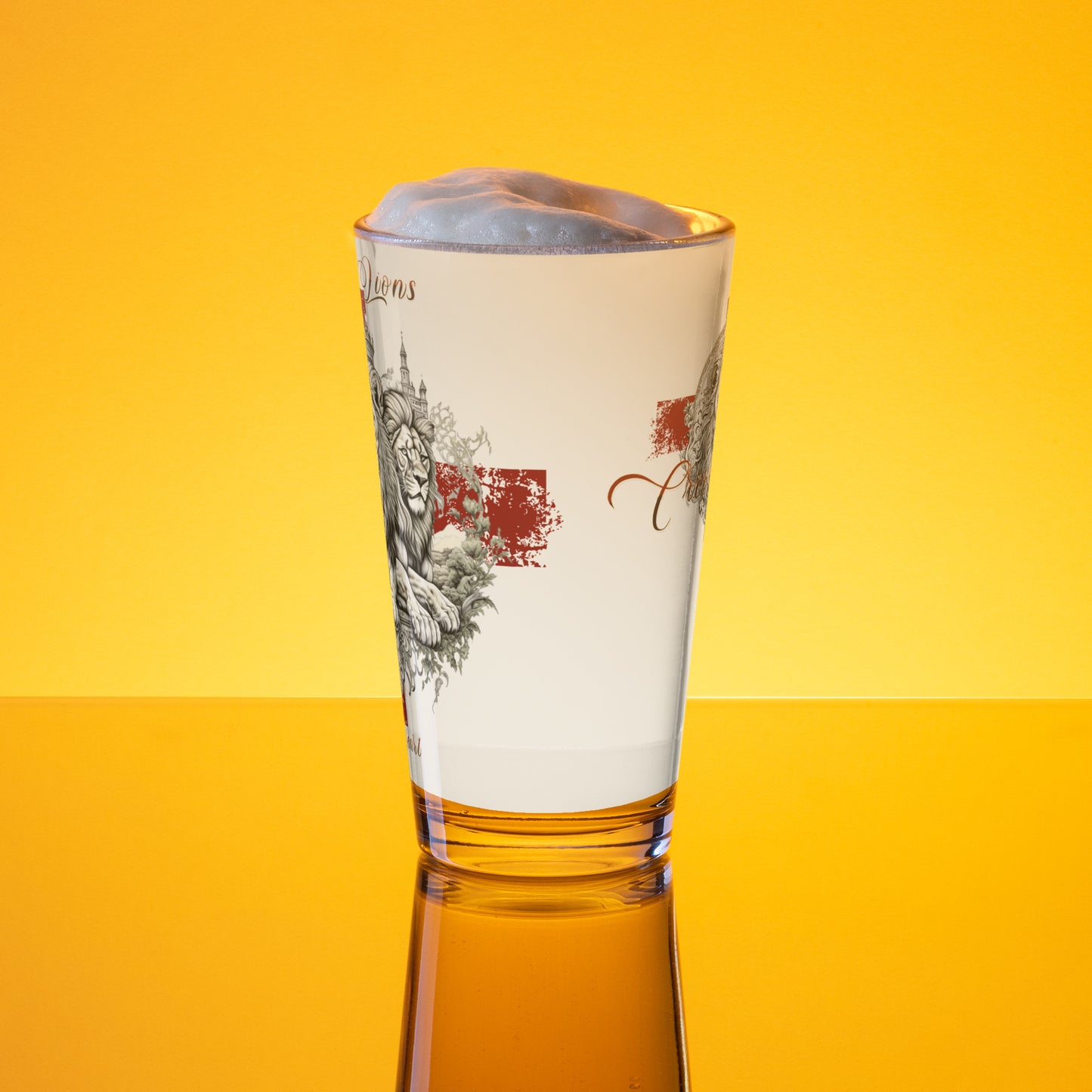 Shaker pint glass