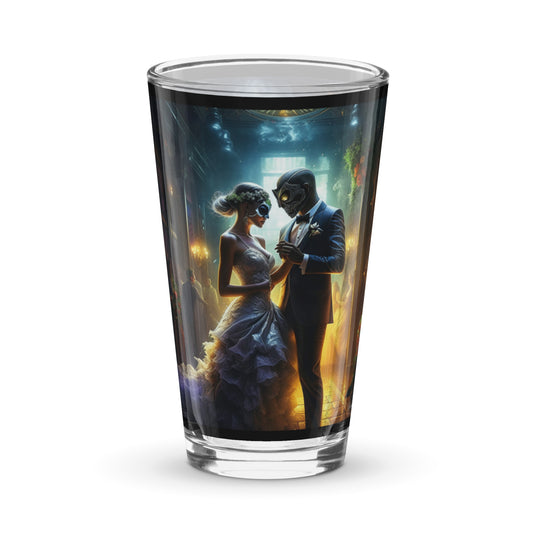 Shaker pint glass