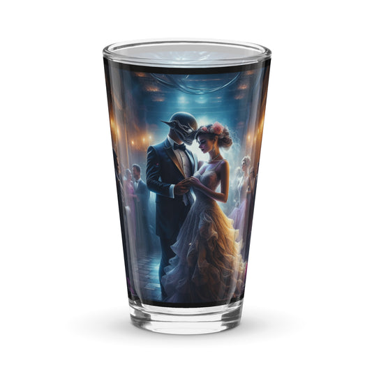 Shaker pint glass