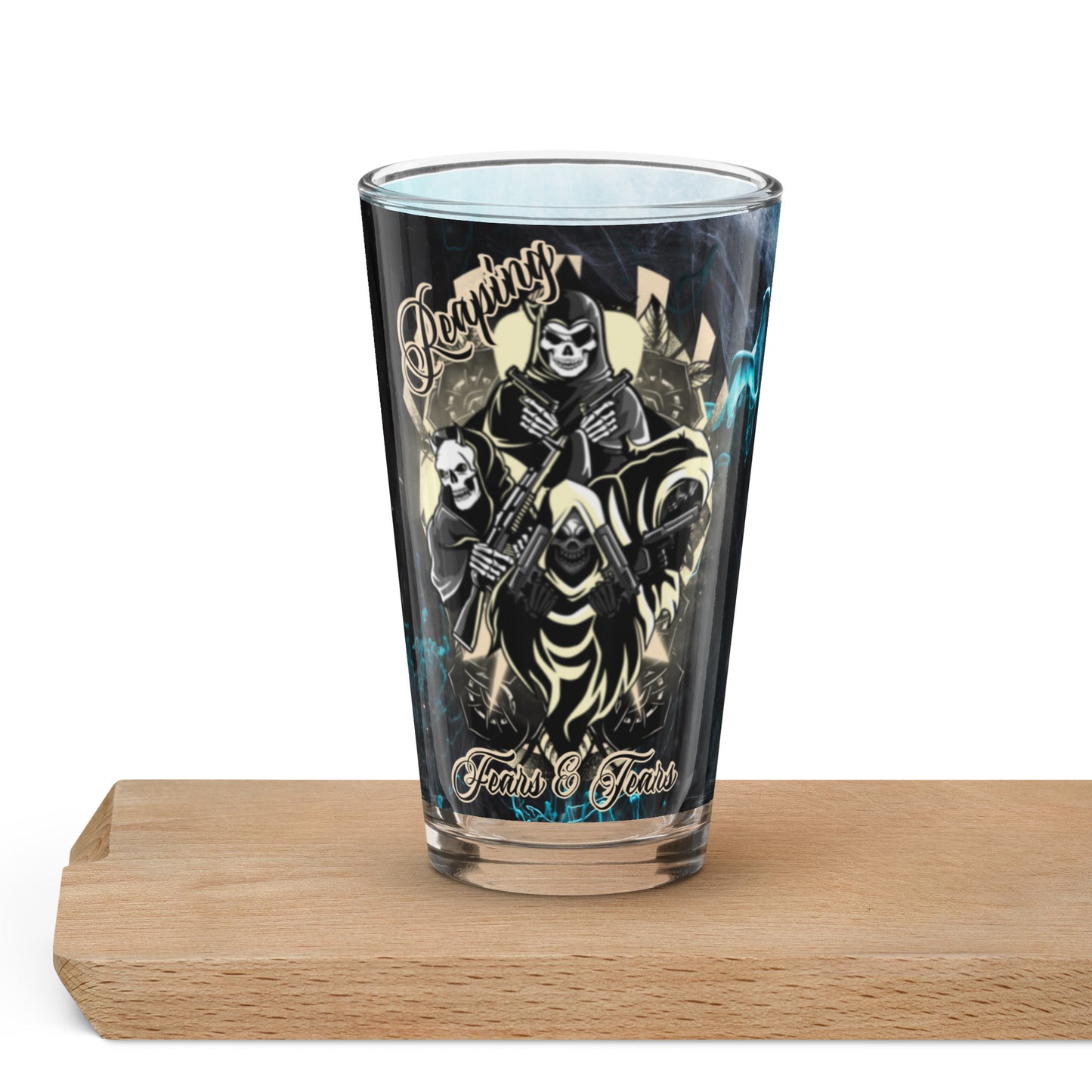 Shaker pint glass