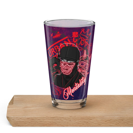 Shaker pint glass
