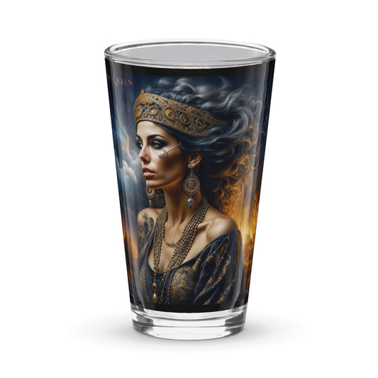 Shaker pint glass